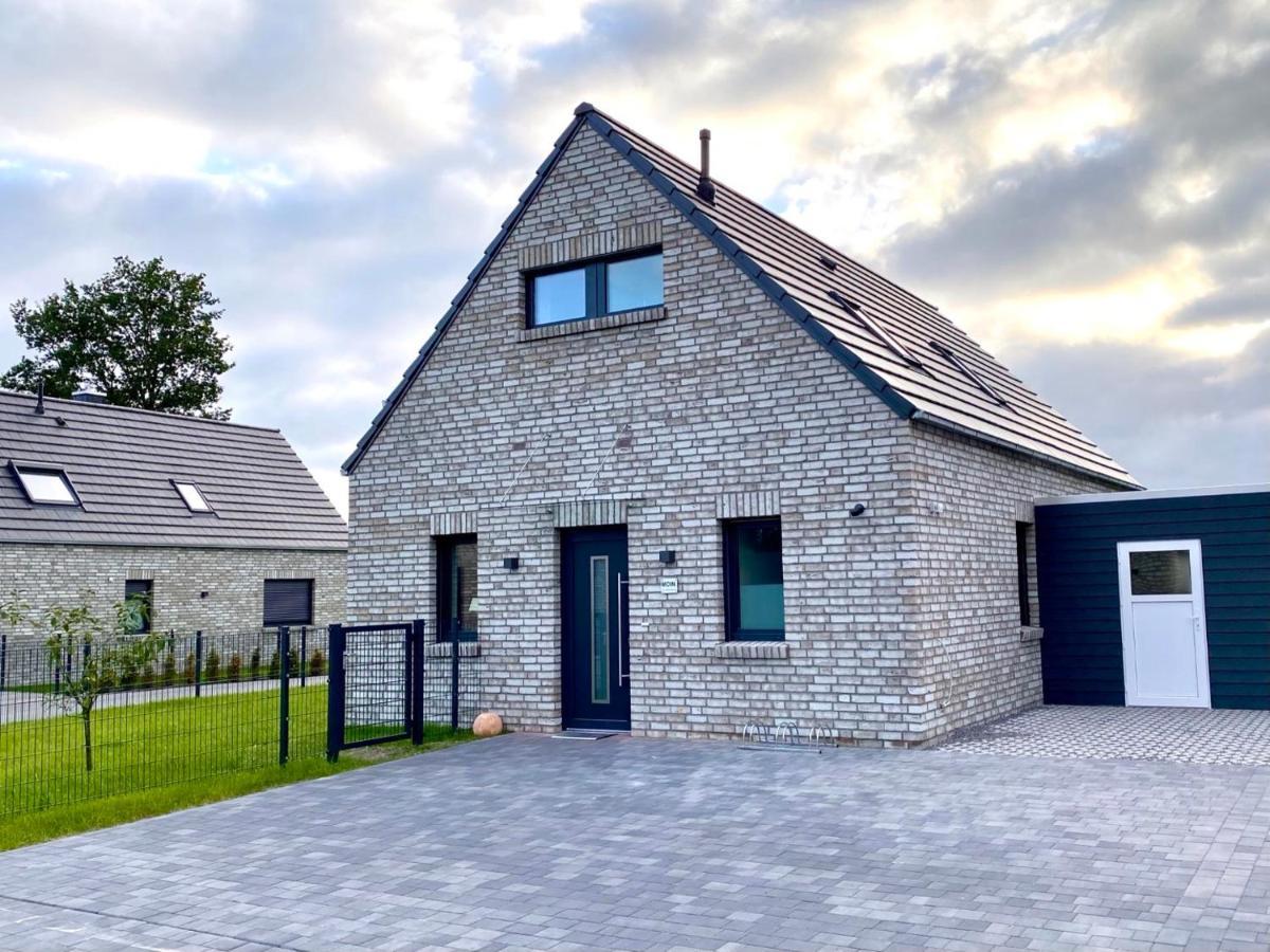 Ferienhaus Moin. Am Harkebruegger See Mit Sauna Barssel  Exterior photo